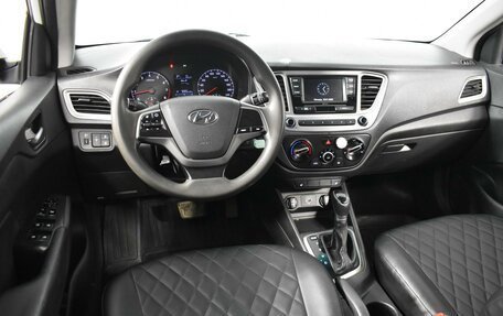Hyundai Solaris II рестайлинг, 2019 год, 759 900 рублей, 6 фотография