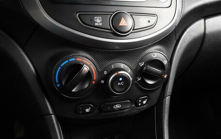 Hyundai Solaris II рестайлинг, 2016 год, 849 000 рублей, 12 фотография