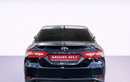 Toyota Camry, 2021 год, 3 600 000 рублей, 3 фотография