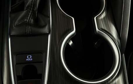 Toyota Camry, 2021 год, 3 600 000 рублей, 13 фотография