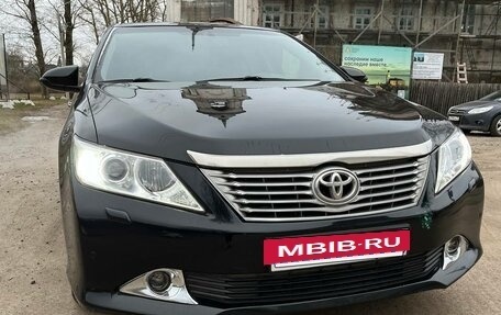 Toyota Camry, 2014 год, 1 650 000 рублей, 4 фотография