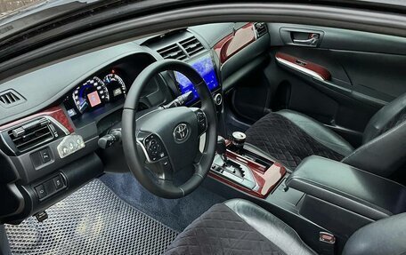 Toyota Camry, 2014 год, 1 650 000 рублей, 9 фотография