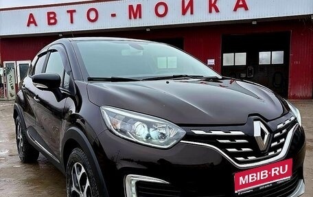 Renault Kaptur I рестайлинг, 2020 год, 1 650 000 рублей, 1 фотография