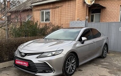 Toyota Camry, 2022 год, 3 370 000 рублей, 1 фотография