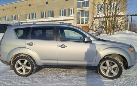 Mitsubishi Outlander III рестайлинг 3, 2008 год, 1 020 000 рублей, 7 фотография