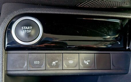 Renault Kaptur I рестайлинг, 2020 год, 1 650 000 рублей, 26 фотография