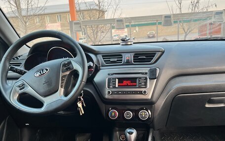 KIA Rio III рестайлинг, 2017 год, 859 000 рублей, 10 фотография