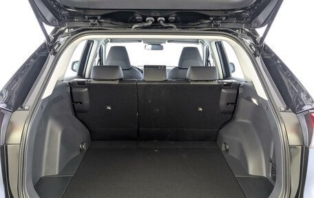 Toyota RAV4, 2025 год, 4 650 000 рублей, 8 фотография