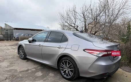 Toyota Camry, 2022 год, 3 370 000 рублей, 3 фотография