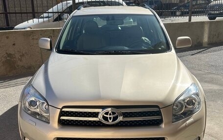 Toyota RAV4, 2008 год, 1 590 000 рублей, 2 фотография