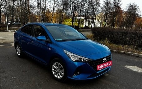 Hyundai Solaris II рестайлинг, 2020 год, 1 605 000 рублей, 3 фотография