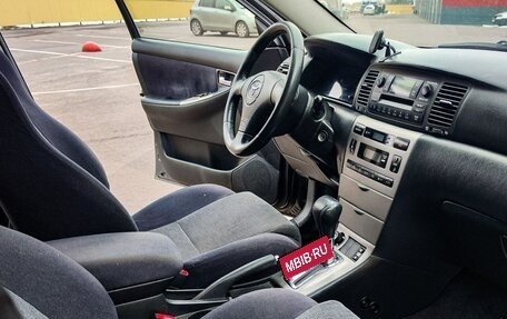 Toyota Corolla, 2004 год, 670 000 рублей, 5 фотография