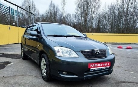 Toyota Corolla, 2004 год, 670 000 рублей, 2 фотография