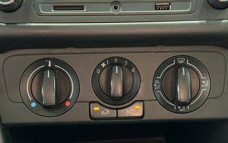 Volkswagen Polo VI (EU Market), 2011 год, 899 900 рублей, 12 фотография