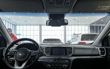 KIA Sportage IV рестайлинг, 2019 год, 2 099 000 рублей, 17 фотография