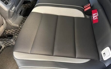 Volkswagen T-Roc I, 2023 год, 2 250 000 рублей, 15 фотография