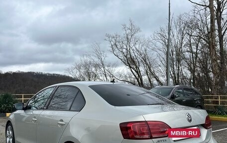 Volkswagen Jetta VI, 2014 год, 1 300 000 рублей, 5 фотография