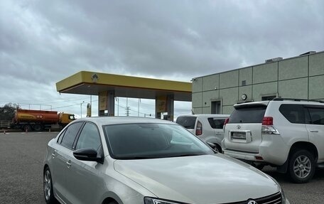 Volkswagen Jetta VI, 2014 год, 1 300 000 рублей, 3 фотография