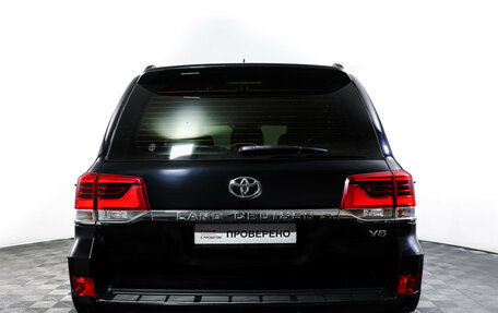 Toyota Land Cruiser 200, 2017 год, 6 690 000 рублей, 6 фотография