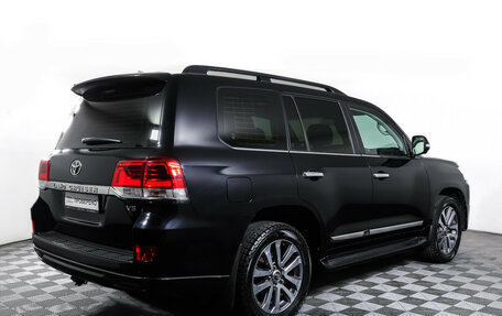 Toyota Land Cruiser 200, 2017 год, 6 690 000 рублей, 5 фотография