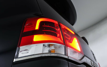 Toyota Land Cruiser 200, 2017 год, 6 690 000 рублей, 25 фотография