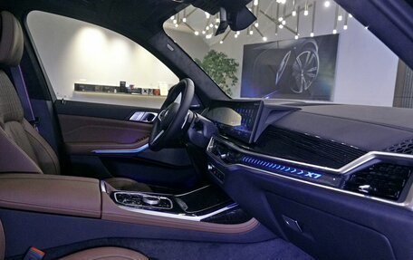 BMW X7, 2025 год, 17 800 000 рублей, 22 фотография