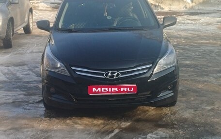 Hyundai Solaris II рестайлинг, 2014 год, 800 000 рублей, 1 фотография