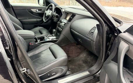 Infiniti QX70, 2014 год, 2 050 000 рублей, 15 фотография