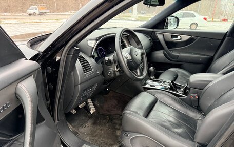 Infiniti QX70, 2014 год, 2 050 000 рублей, 17 фотография