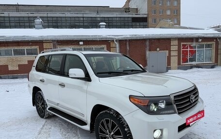 Toyota Land Cruiser 200, 2014 год, 3 990 000 рублей, 2 фотография