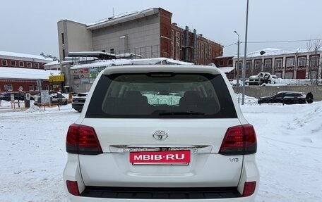 Toyota Land Cruiser 200, 2014 год, 3 990 000 рублей, 8 фотография