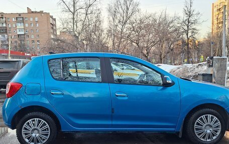 Renault Sandero II рестайлинг, 2015 год, 585 000 рублей, 11 фотография