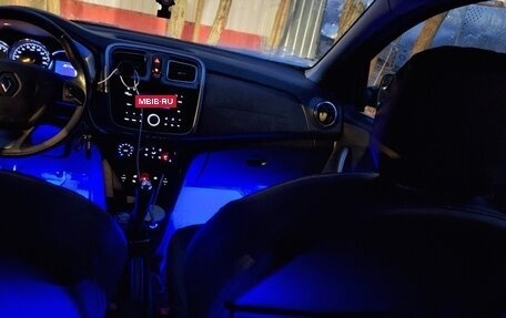 Renault Sandero II рестайлинг, 2015 год, 585 000 рублей, 3 фотография