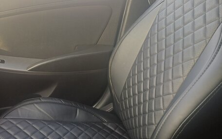 Hyundai Solaris II рестайлинг, 2014 год, 800 000 рублей, 11 фотография