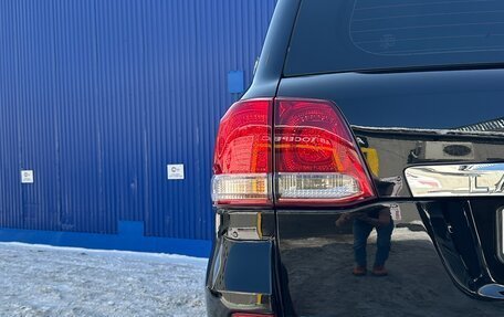 Toyota Land Cruiser 200, 2011 год, 3 400 000 рублей, 5 фотография