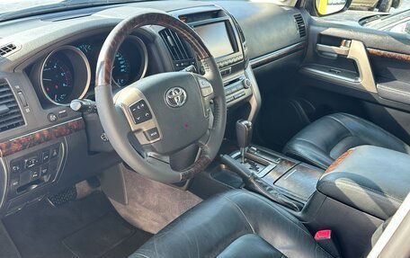 Toyota Land Cruiser 200, 2011 год, 3 400 000 рублей, 22 фотография