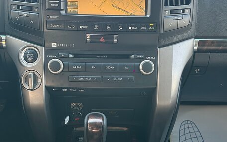 Toyota Land Cruiser 200, 2011 год, 3 400 000 рублей, 24 фотография