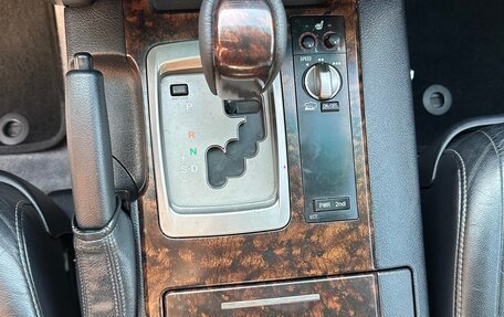 Toyota Land Cruiser 200, 2011 год, 3 400 000 рублей, 32 фотография