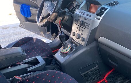 Opel Zafira B, 2013 год, 850 000 рублей, 9 фотография