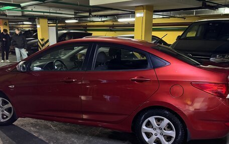 Hyundai Solaris II рестайлинг, 2011 год, 950 000 рублей, 12 фотография