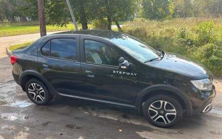 Renault Logan II, 2020 год, 920 000 рублей, 3 фотография