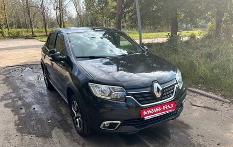 Renault Logan II, 2020 год, 920 000 рублей, 2 фотография