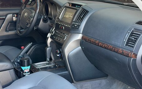 Toyota Land Cruiser 200, 2008 год, 2 450 000 рублей, 4 фотография