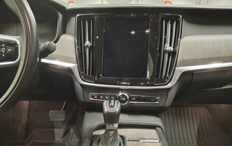 Volvo S90 II рестайлинг, 2021 год, 4 200 000 рублей, 18 фотография