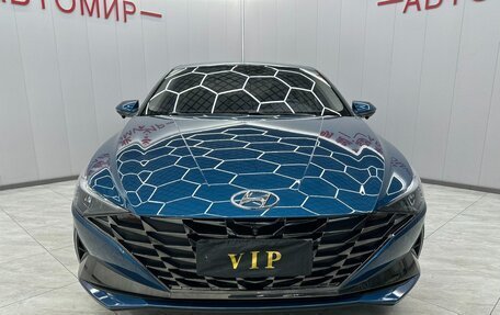 Hyundai Elantra, 2023 год, 1 600 000 рублей, 2 фотография