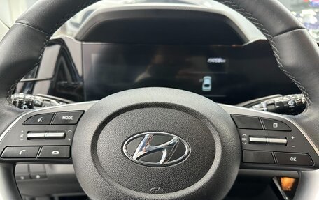 Hyundai Elantra, 2023 год, 1 600 000 рублей, 8 фотография