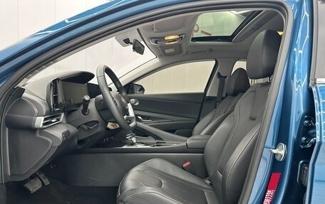 Hyundai Elantra, 2023 год, 1 600 000 рублей, 10 фотография