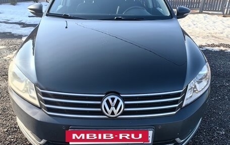 Volkswagen Passat B7, 2013 год, 1 099 000 рублей, 8 фотография