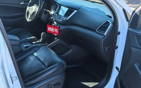 Hyundai Tucson III, 2018 год, 3 000 000 рублей, 2 фотография