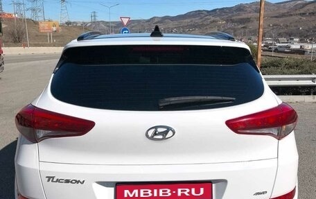 Hyundai Tucson III, 2018 год, 3 000 000 рублей, 10 фотография